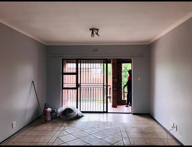 2 BEDROOM APARTMENT FOR SALE IN SONNEVELD